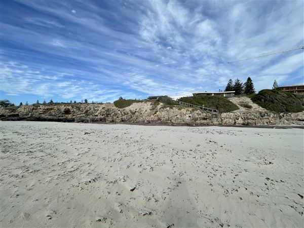 Dutch Inn Beach - South of Duke (7/12/2022 - Credits: Crystal Munitich McCallum)