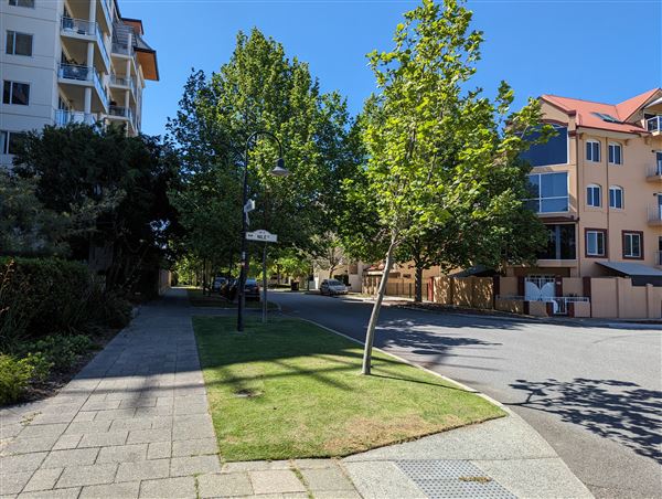 East Perth- Streets (4/10/2023 - Credits: Shea Walsh)