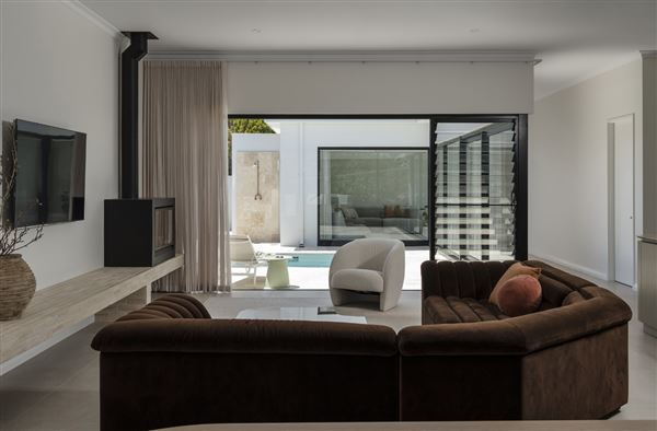 Casa Per Noi (6/12/2025 - Credits: Jody Darcy and Jenna French)