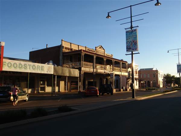 Kalgoorlie-Boulder - Albion Hotel (18/03/2015)