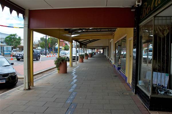 Kalgoorlie-Boulder Burt St (19/03/2015)