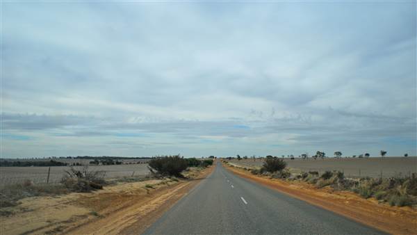 Wongan Hills Road (25/03/2015)