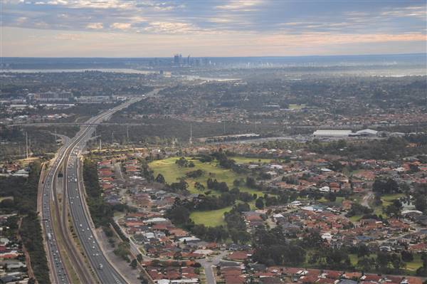 Perth - aerials north of Perth (15/09/2016 - Credits: Chris Veerhuis)