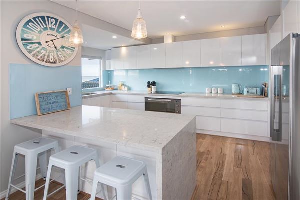 Busselton Beach House (12/04/2018 - Credits: Peter Hughes Photography - Busselton WA)