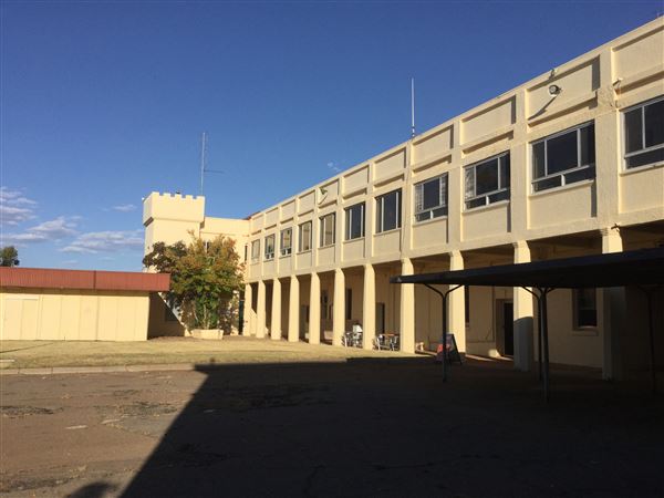 Tardun - Former Agricultural College (13/05/2020)