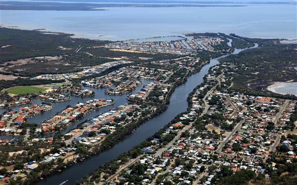 Murray River and Peel-Harvey Estuary - Murray River, canals and Peel-Harvey estuary (20/02/2012)