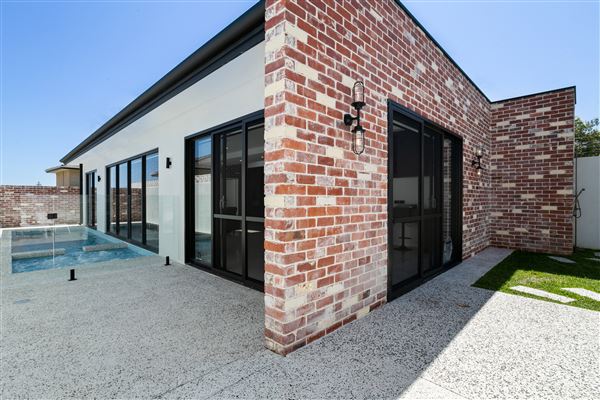 Industrial House (2/12/2020 - Credits: Crib)