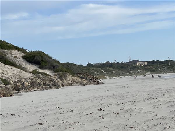 Dutch Inn Beach - South of Duke (7/12/2022 - Credits: Crystal Munitich McCallum)