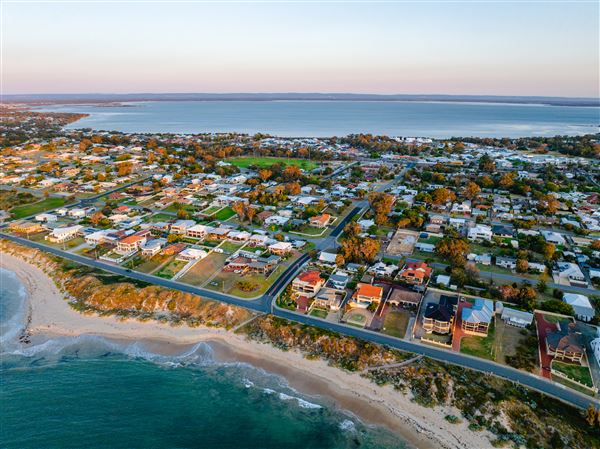 Mandurah - Falcon (9/03/2023 - Credits: Visit Mandurah)
