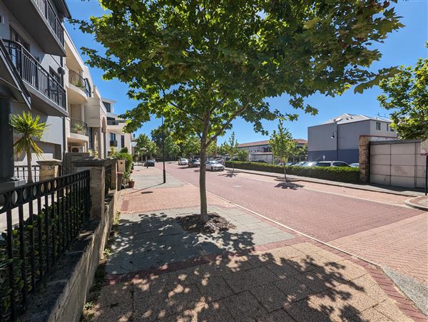 East Perth- Streets (4/10/2023 - Credits: Shea Walsh)