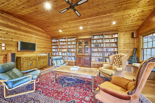 25 Suffolk Street (7/06/2019 - Credits: CY Realty)