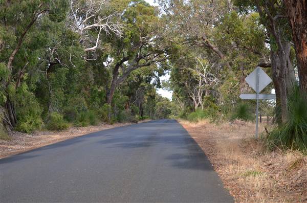Yallingup - Wyadup Road to Indijup Beach (21/03/2015)