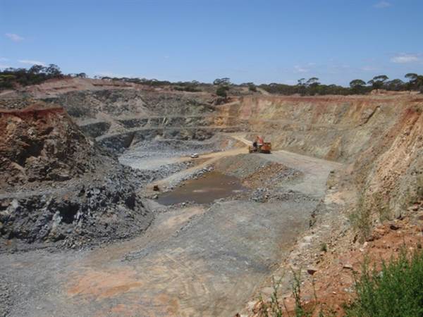 Kalgoorlie-Boulder - Overview (24/03/2015)