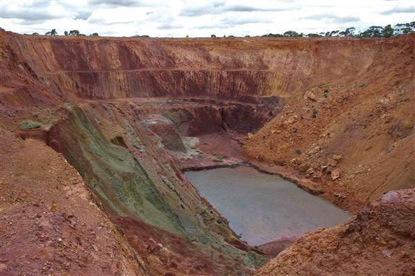 Ora Banda - Mine Pit (24/03/2015)
