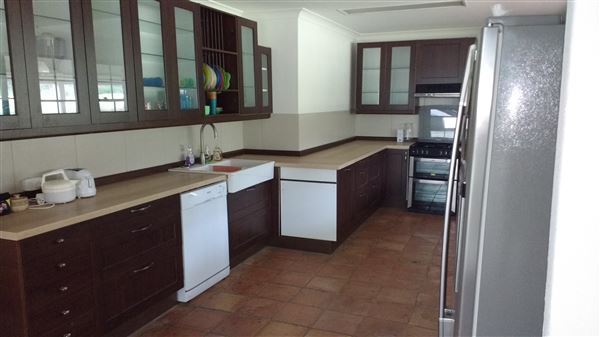 Mingah Mia Family Farm - The top kitchen, an extra catering kitchen. It comes off the pool, garden and also goes through to the pool pump room.  (7/10/2018 - Credits: Jo Jackson King)