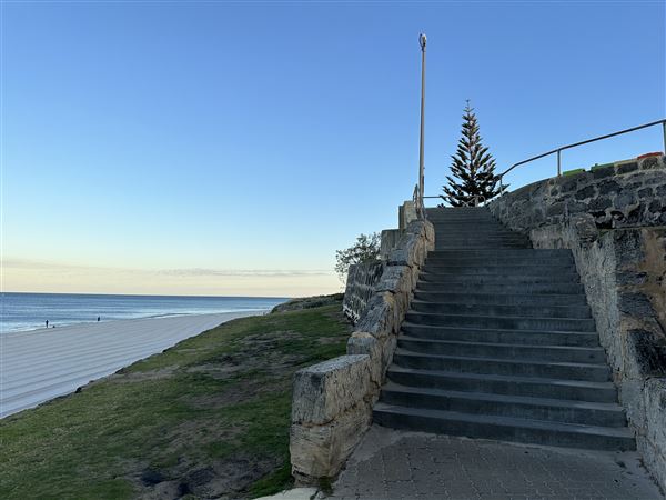 Cottesloe Beach - Cottesloe Beach in the Morning (7/12/2022 - Credits: Crystal Munitich McCallum)
