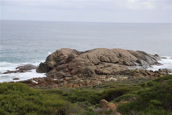 Yallingup - Torpedo Rock (6/06/2023 - Credits: Aidan O'Bryan)