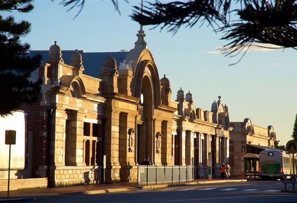 Fremantle West End (22/10/2025)