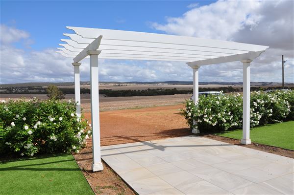 The Hamptons Farm Estate - Photos from Location Survey in April 2026 (24/04/2026 - Credits: Chris Veerhuis)