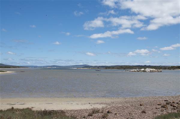 Lower Kalgan Bridge and River (12/03/2015)