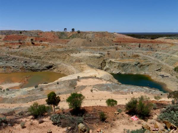 Kalgoorlie-Boulder - Overview (24/03/2015)