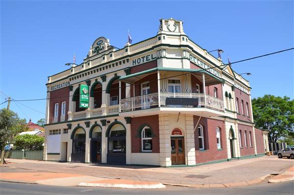 Boulder - Recreation Hotel (24/03/2015)