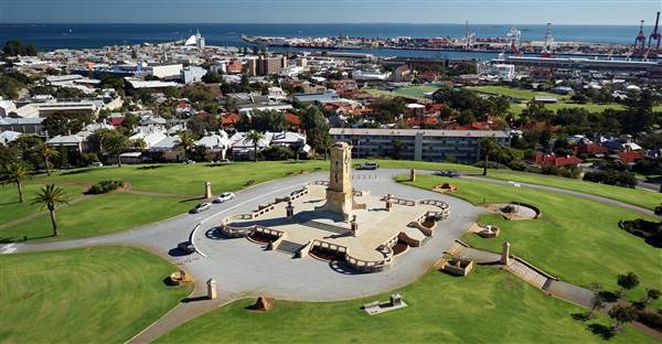 Fremantle - Monument  Hill (30/09/2015 - Credits: Helicam Aerial Imaging)