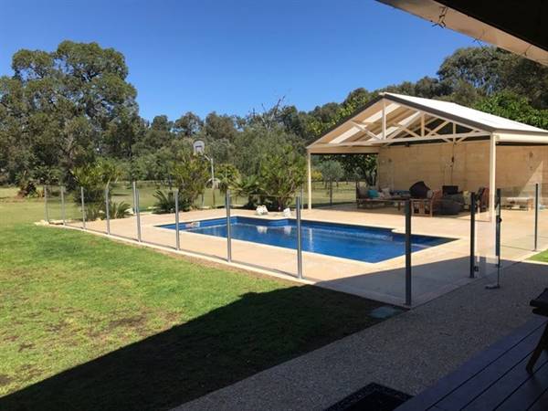 Wandoo Creek (10/09/2017 - Credits: Claire Baker Interior Design)