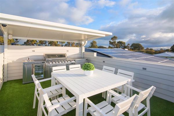 Busselton Beach House (12/04/2018 - Credits: Peter Hughes Photography - Busselton WA)