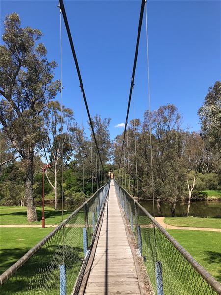 Pinjarra Suspension Bridge (16/10/2018)