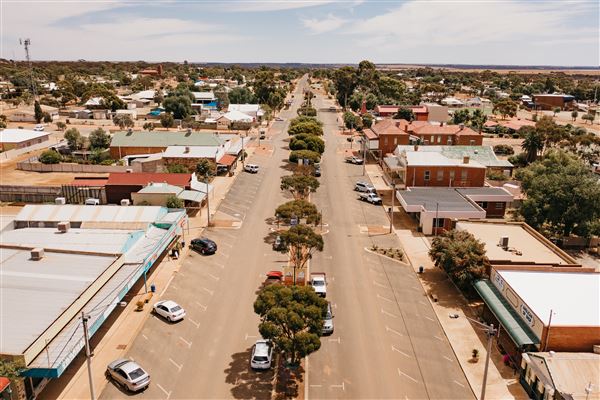 Southern Cross (11/10/2022 - Credits: Tourism Western Australia)