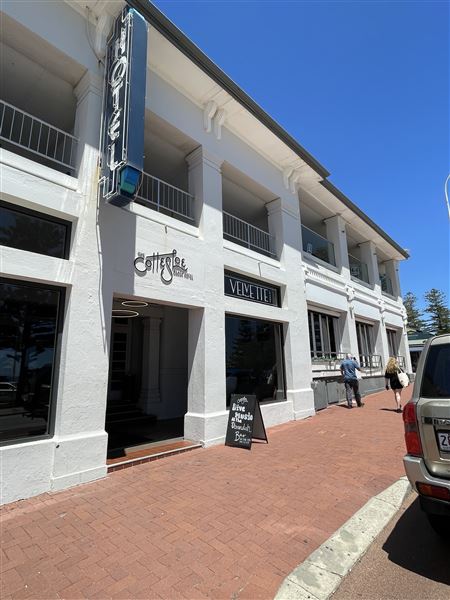 Cottesloe Streets (29/11/2022 - Credits: Crystal Munitich McCallum)