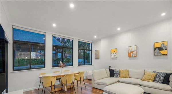 60 Oceanic Drive (8/09/2025)