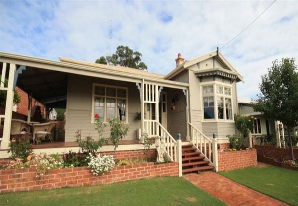 6 Turner Street (20/09/2024 - Credits: Monique Warnock and Barr & Standley Real Estate)