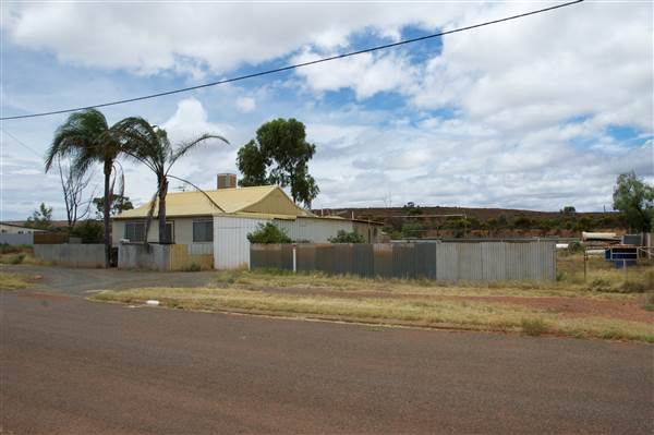 Kalgoorlie-Boulder - Powell St Area - Powell St area (19/03/2015)