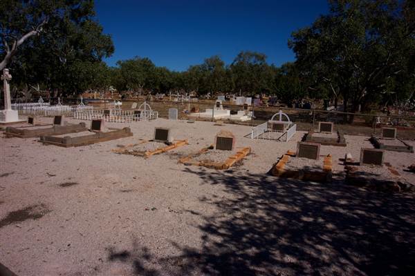 Broome - Cemetery (19/03/2015)