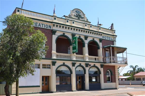 Boulder - Recreation Hotel (24/03/2015)