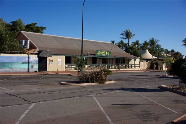 Broome - Roebuck Bay Hotel (5/10/2016)