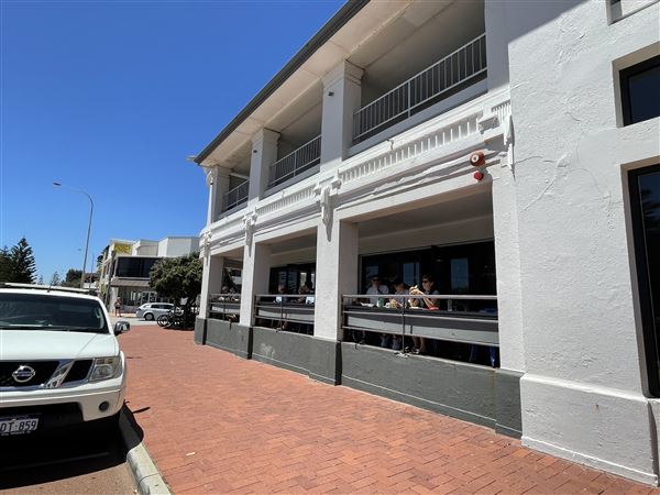 Cottesloe Streets (29/11/2022 - Credits: Crystal Munitich McCallum)