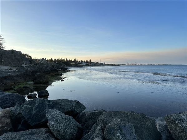 Cottesloe Beach - Cottesloe Beach in the Morning (7/12/2022 - Credits: Crystal Munitich McCallum)