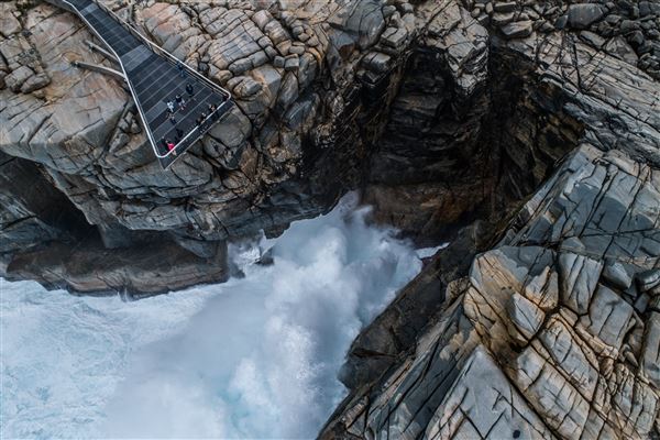 The GAP and Natural Bridge (9/01/2024 - Credits: Tourism Western Australia)