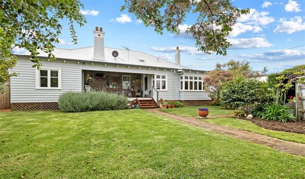Albany Suburbia (26/02/2025)