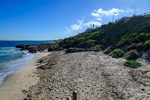 Bennion Beach (4/06/2025 - Credits: Xander Kabat)