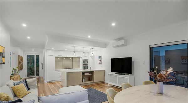 60 Oceanic Drive (8/09/2025)